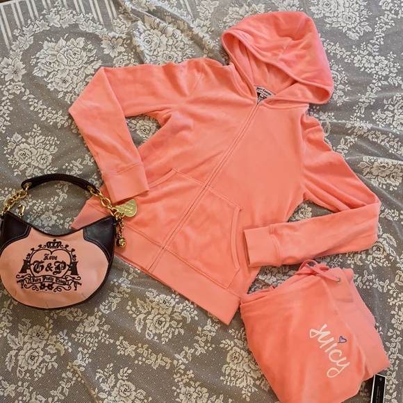 Y2K Juicy Couture Barbie bubblegum Pink velour tracksuit Set NEW - Picture 3 of 12